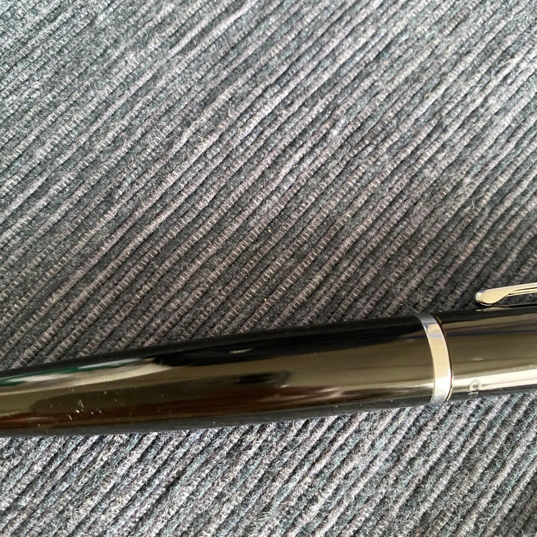 Cross black and silver ballpoint pen with twist action, Japan import