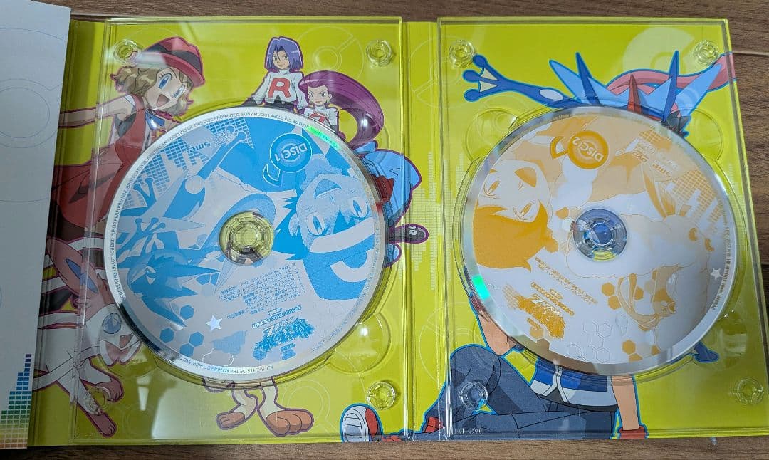 Takashi Sako signed promotional Charalion card set vol.2 with original glow card and Chaltaris model 291/XY-P