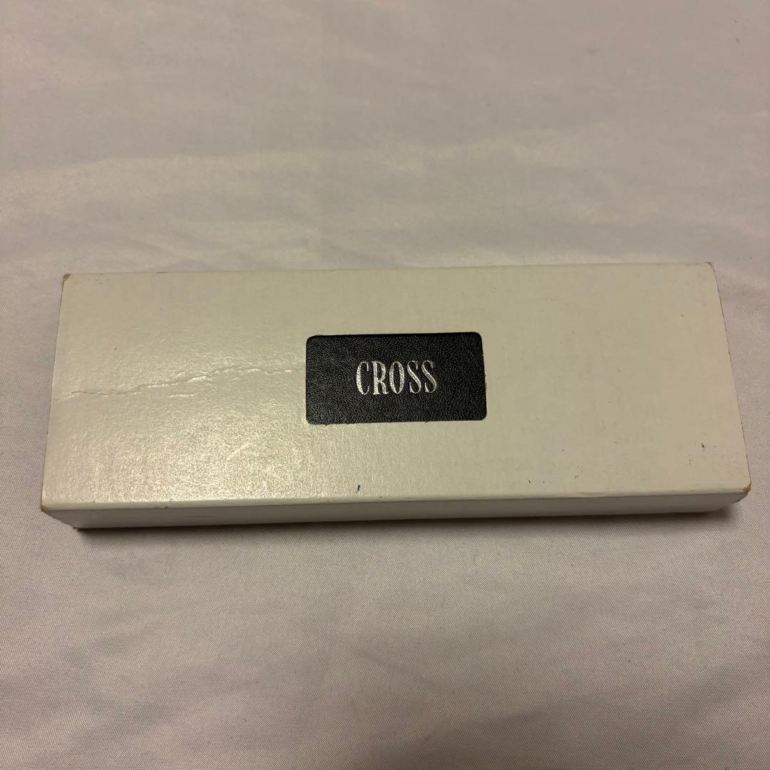 Used Cross pencil with silver body showing good condition
