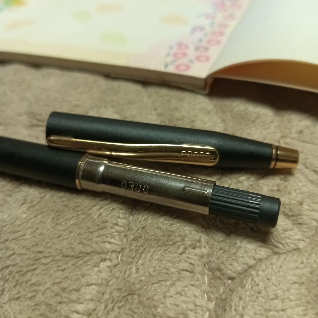 Cross Classic Century Ballpoint Pen Black with Gold Clip Japan Import