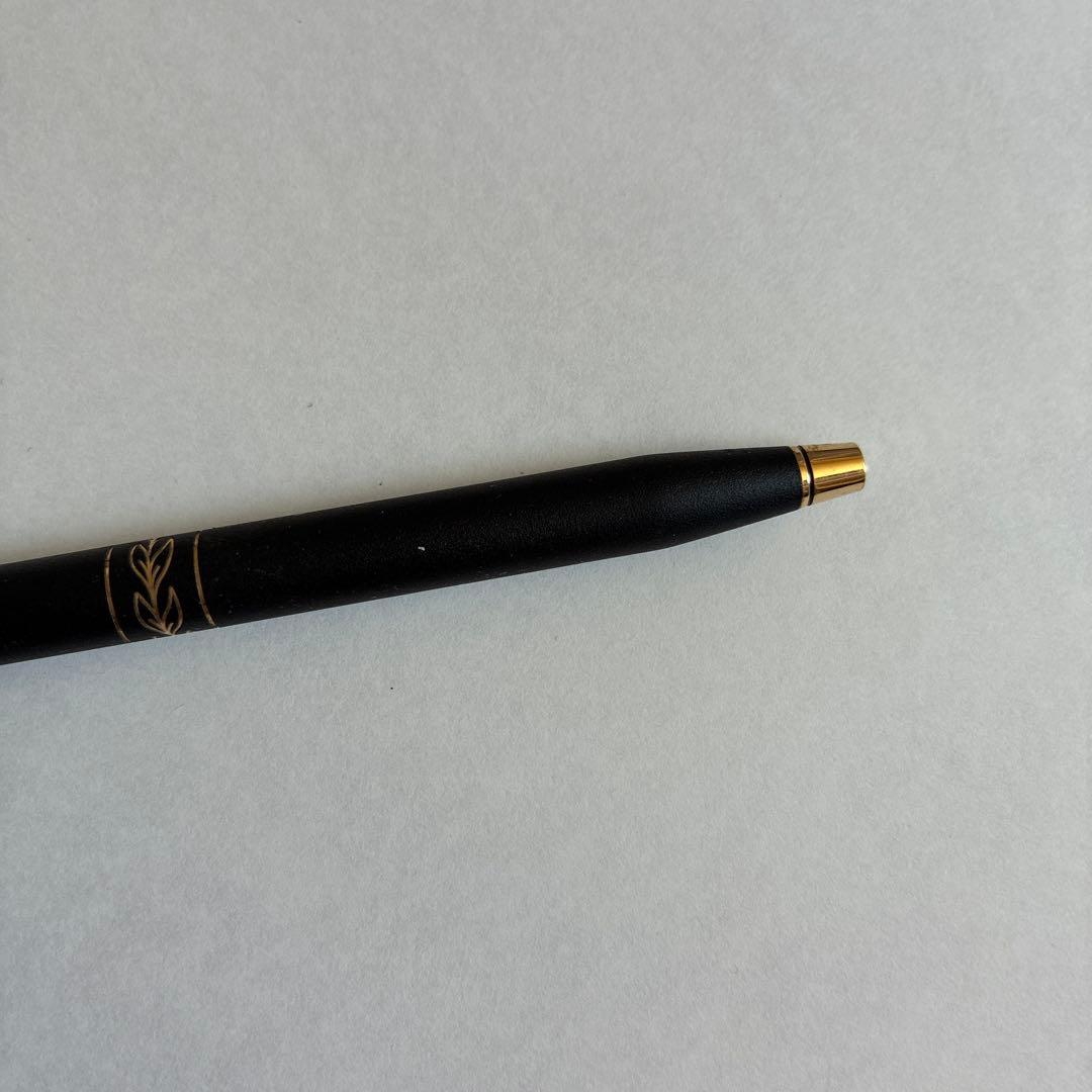 Cross Vintage Ladies Ballpoint Pen Class 2542 with Gold Trim and Leaf Design