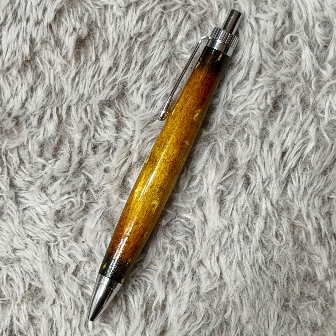 Kizuku Wooden Pen with Lacquer Finish Designed for Guitar and Instruments