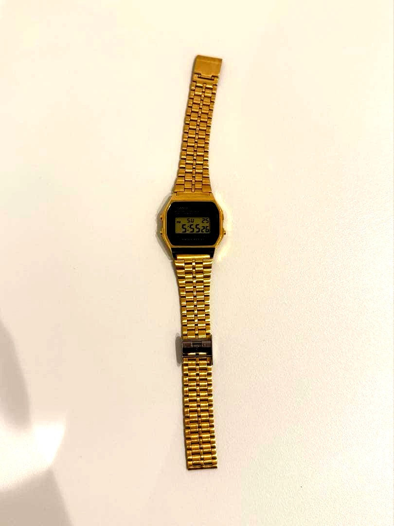 Casio watch lightly used with adjustable time and classic design