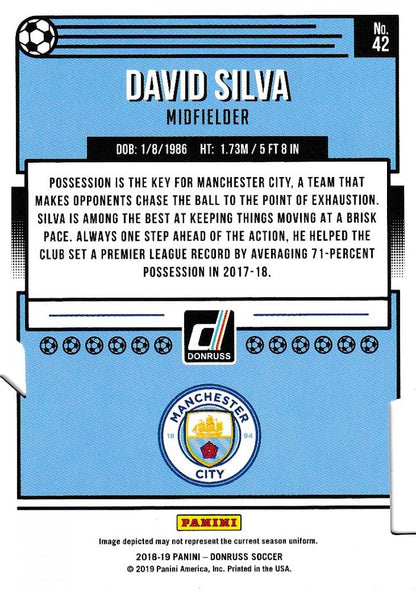 2018-19 Donruss Manchester City David Silva Base Gold Die-Cuts Parallel Card numbered 06 of 10