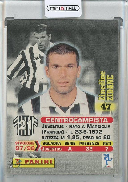1998-99 Panini Calcio trading card featuring Zinedine Zidane in Juventus kit, card number 47