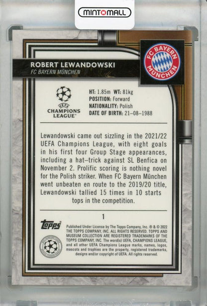 2021-22 Topps Museum Collection UEFA Champions League FC Bayern Munchen Robert Lewandowski Gold parallel card 34 of 50