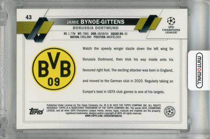2022-23 Topps Chrome UEFA Club Competitions Jamie Bynoe-Gittens Base Hero Variation #43 RC *minor stain on back Borussia Dortmund