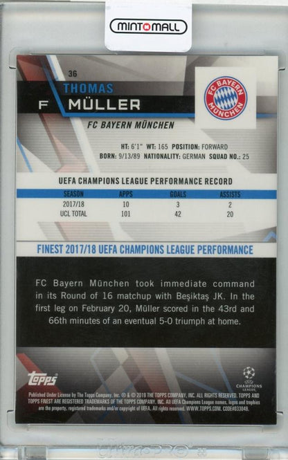 2018-19 Topps Finest UEFA Champions League Thomas Muller FC Bayern Munchen Base Orange parallel card numbered 14 of 25