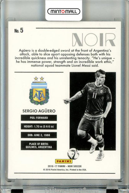 2016-17 Panini Noir Sergio Aguero #5 Black and White Platinum09/10 Argentina