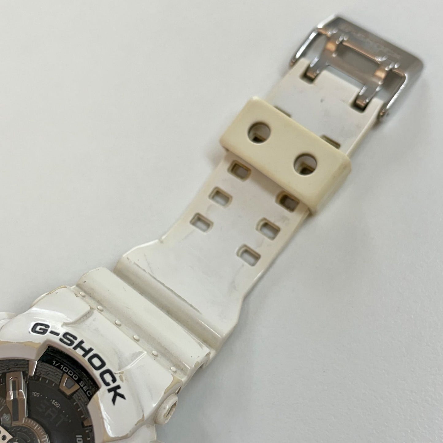 Casio G-Shock GA-110GW-7A Watch Module 5146 White and Black Used with Flaws — Japan Import