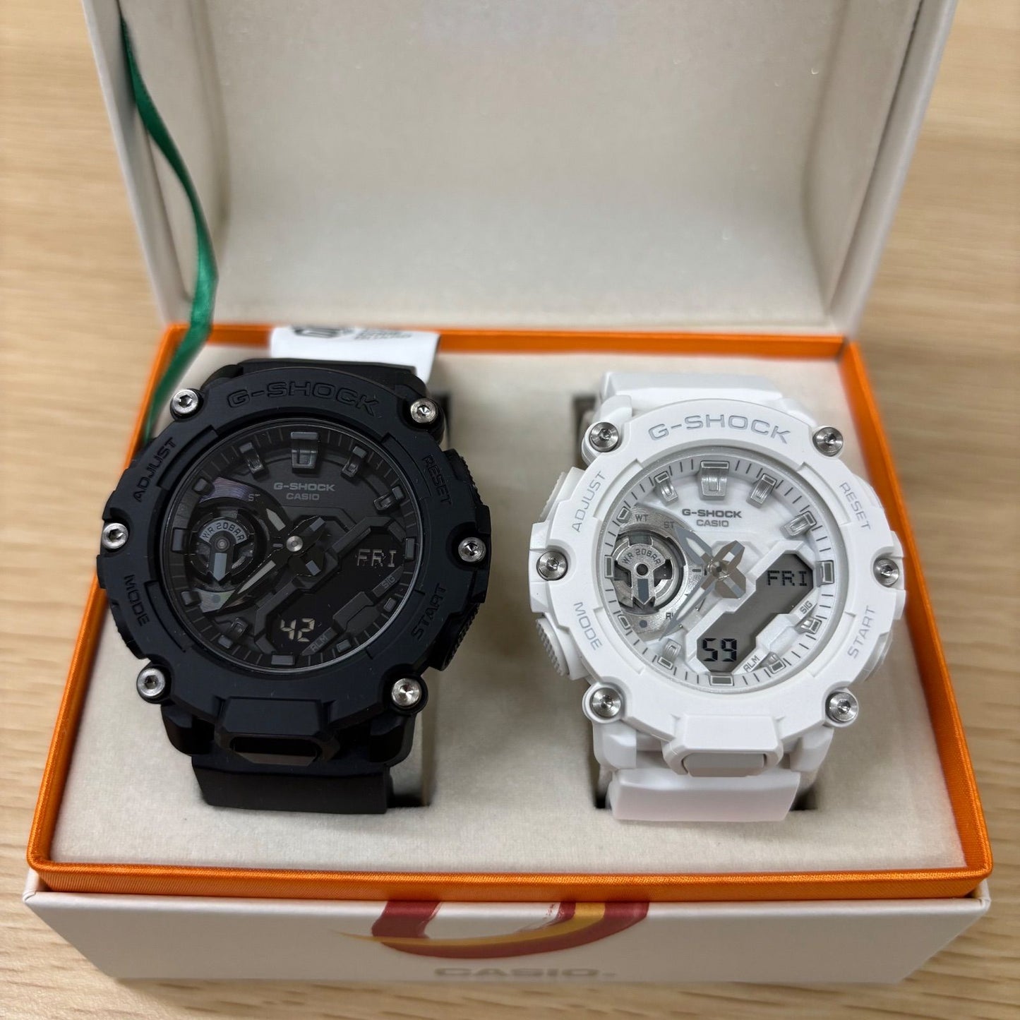 Casio G-Shock GMA-S2200M G-Shock Pair Watch Set White and Black Models