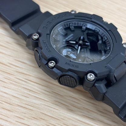 Casio G-Shock GMA-S2200M G-Shock Pair Watch Set White and Black Models