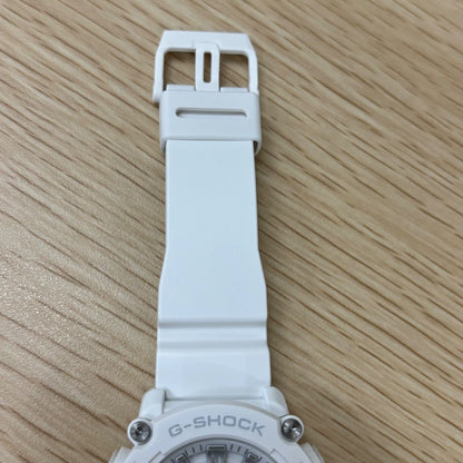 Casio G-Shock GMA-S2200M G-Shock Pair Watch Set White and Black Models