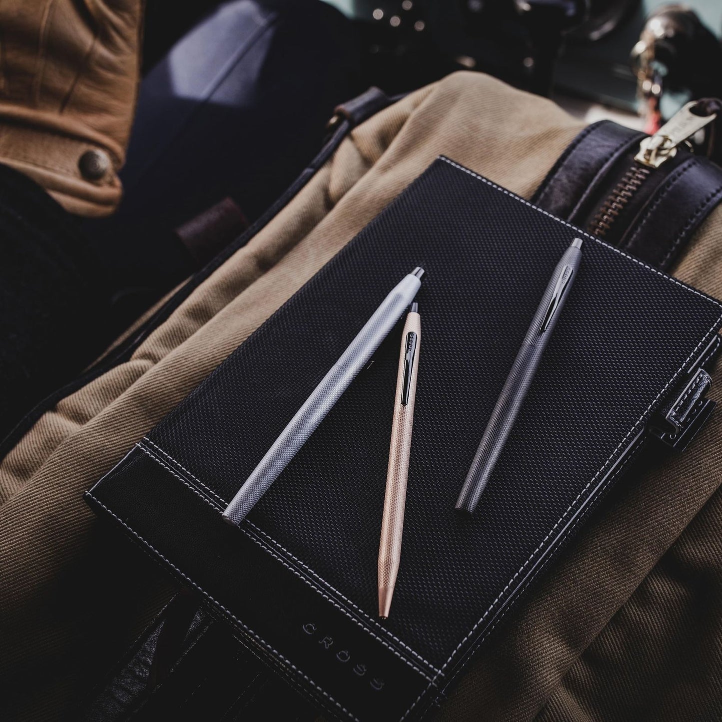 Cross Classic Century Rose Gold Premium Gift Box Includes Medium-Point Oil-Based Pen — Japan Import