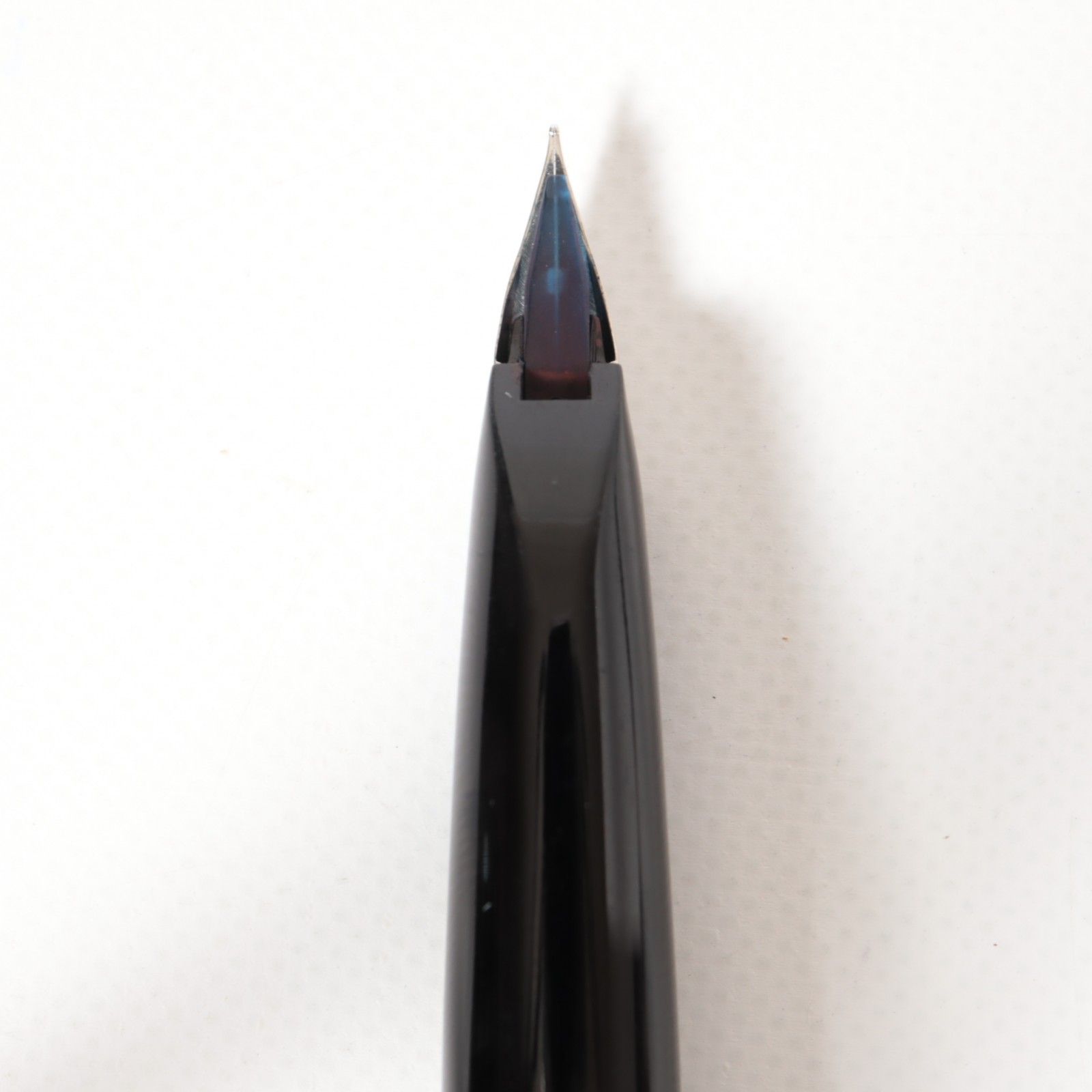 Pilot Elite Crosshatch short fountain pen in black and silver with 18K gold nib, vintage 1975 model