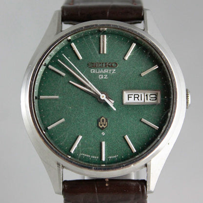 Seiko Vintage Men's Watch Model 0923-8000-G Silver Case Green Dial Quartz Day-Date — Japan Import