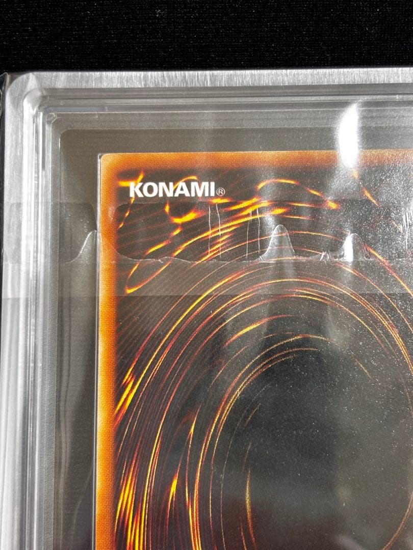 Bandai Yu-Gi-Oh Toon Black Magician Girl Ultra G6-02 Japanese card in protective sleeve