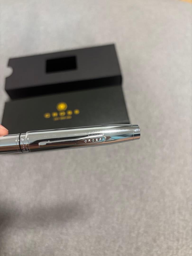 Unused CROSS silver ballpoint pen with dedicated case, Japan import