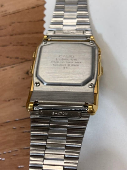 Casio Data Bank Digital Wristwatch with Calculator Function — Japan Import