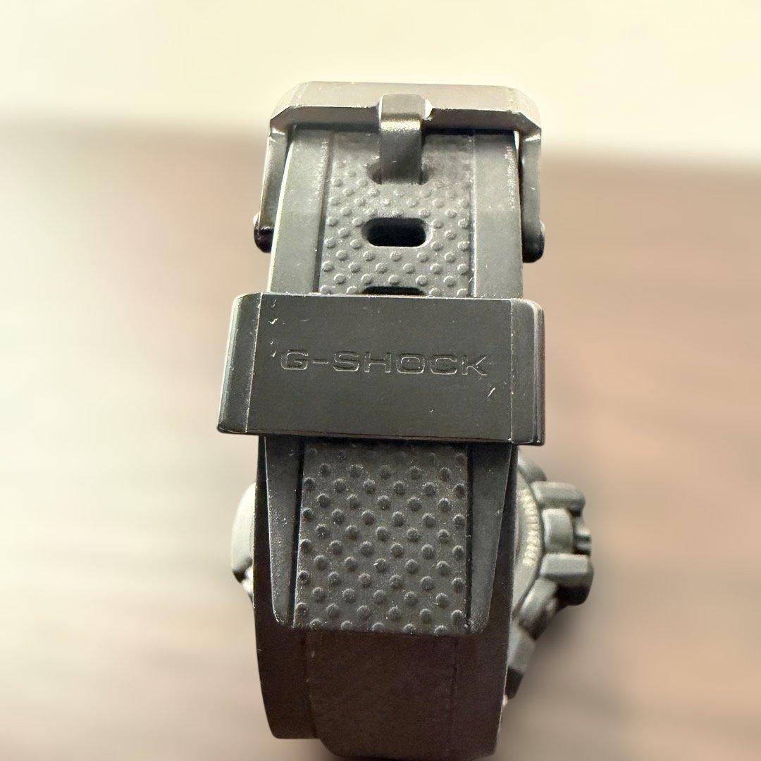 Casio G-Shock Men's Watch GST-B100 Carbon Black