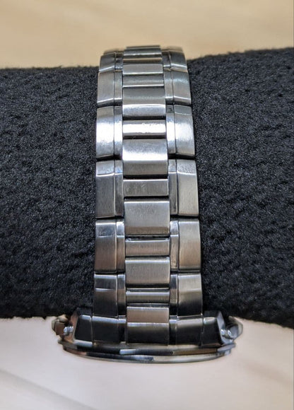 Casio Oceanus OCW-S1000 Men’s Titanium Solar Multi-Band Watch with Sapphire Crystal — Japan Import