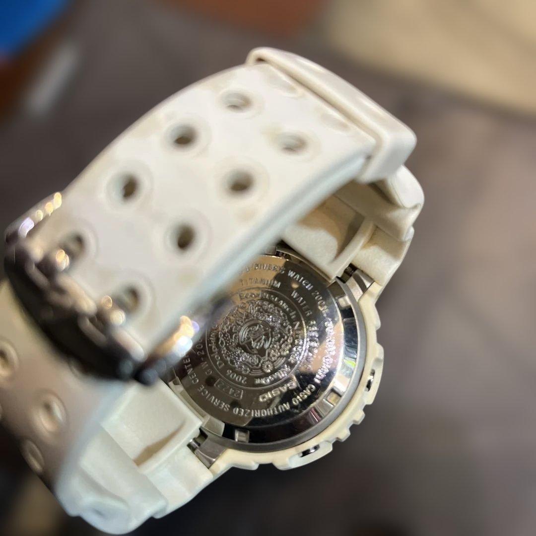 Casio G-Shock Frogman White GW205K Without Box Dolphin Whale