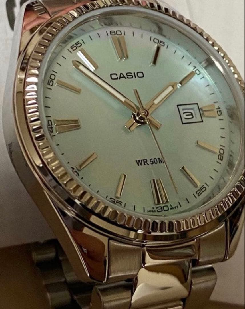 Casio Shell Ice Blue Tiffany Blue Ladies Watch Overseas Model Quartz Water Resistant 5ATM — Japan Import