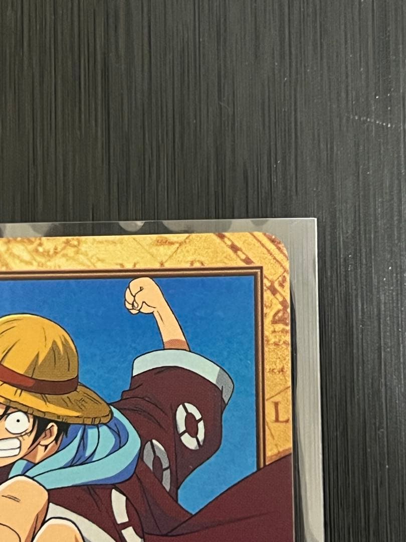 Bandai One Piece Carddass Hyper Battle Luffy 2001 hologram trading card with Devil Fruit and Pirate attributes