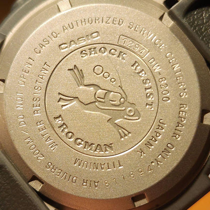 Casio G-Shock Frogman DW-8200 Watch Body Only Bezel and Strap Clean Liquid Crystal