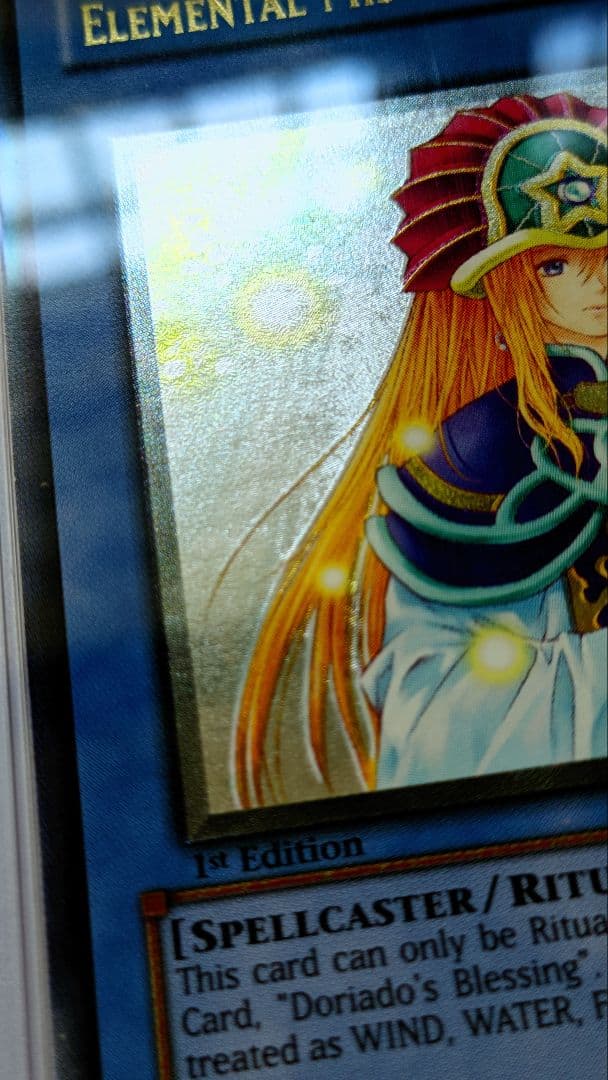 Yugioh PSA10 Spirit Artist Doriad First Deep Engraving single card in protective case with slight cover damage