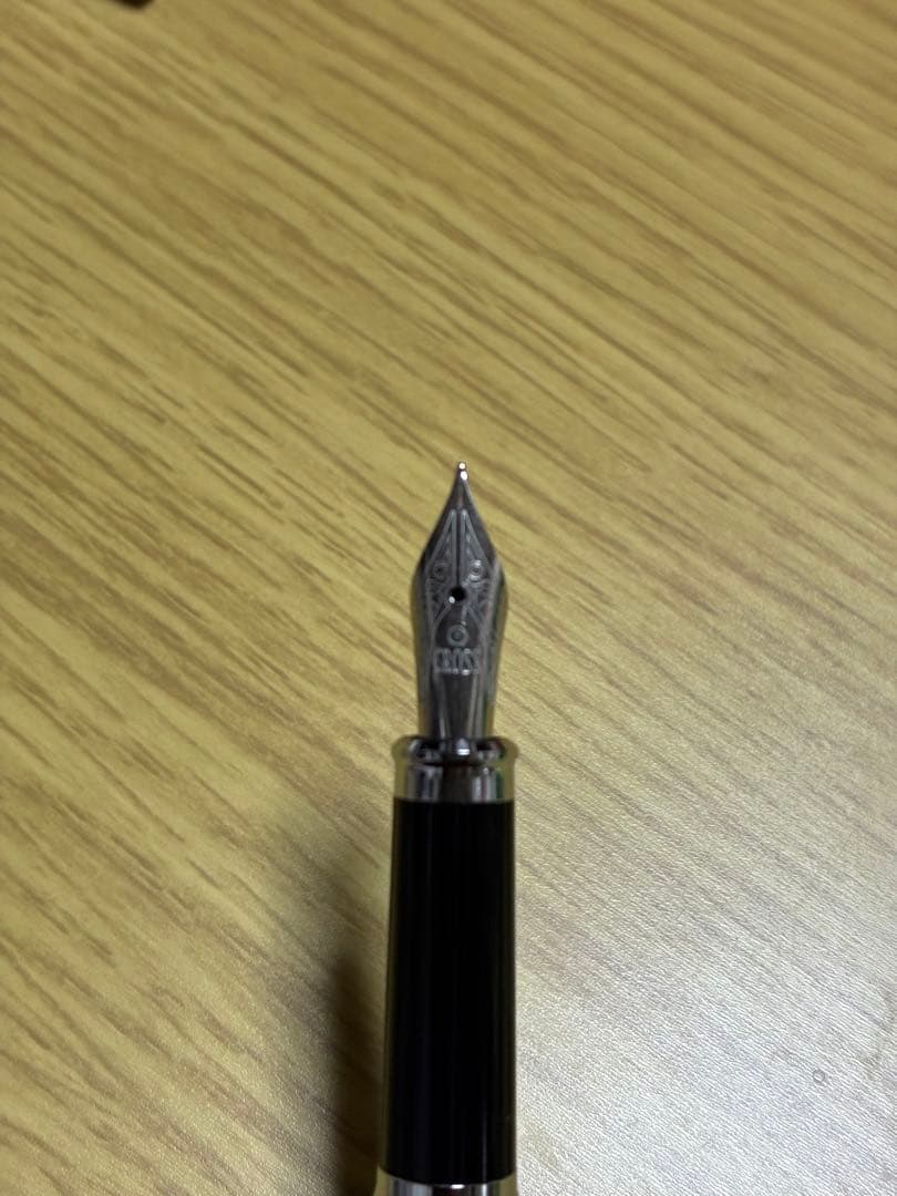 Cross Century II Black Lacquer Fountain Pen - Silver Nib F Model — Japan Import