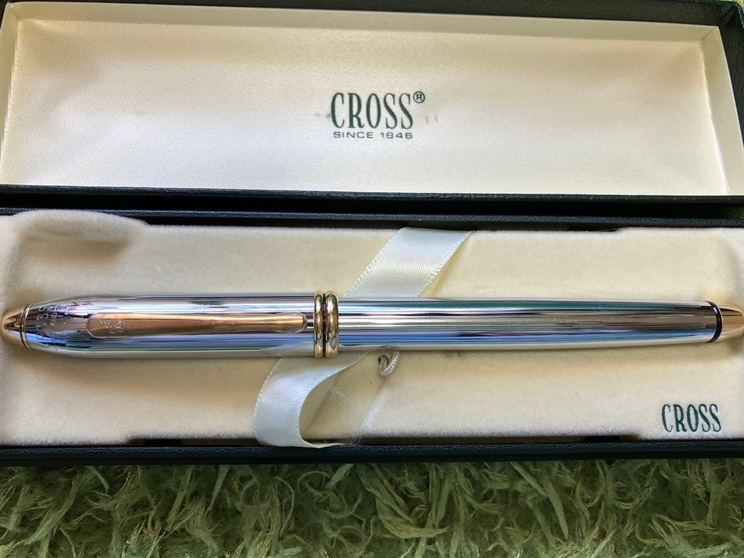 Cross Silver Metal Ballpoint Pen with Two-Tone Design and Dedicated Case