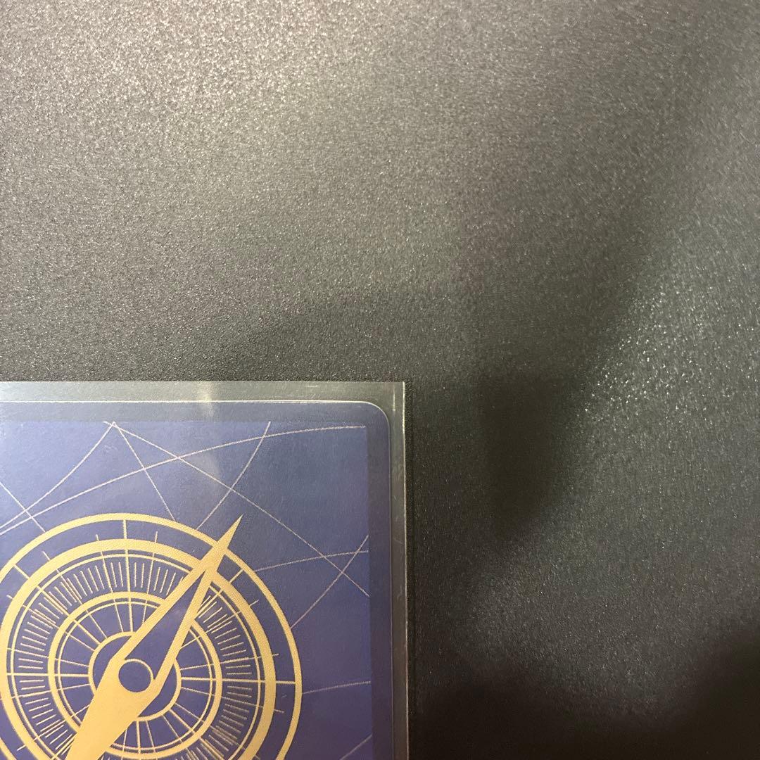 One Piece Gold D. Roger WANTED card 13000 with red front and compass back, Japanese import, includes loader