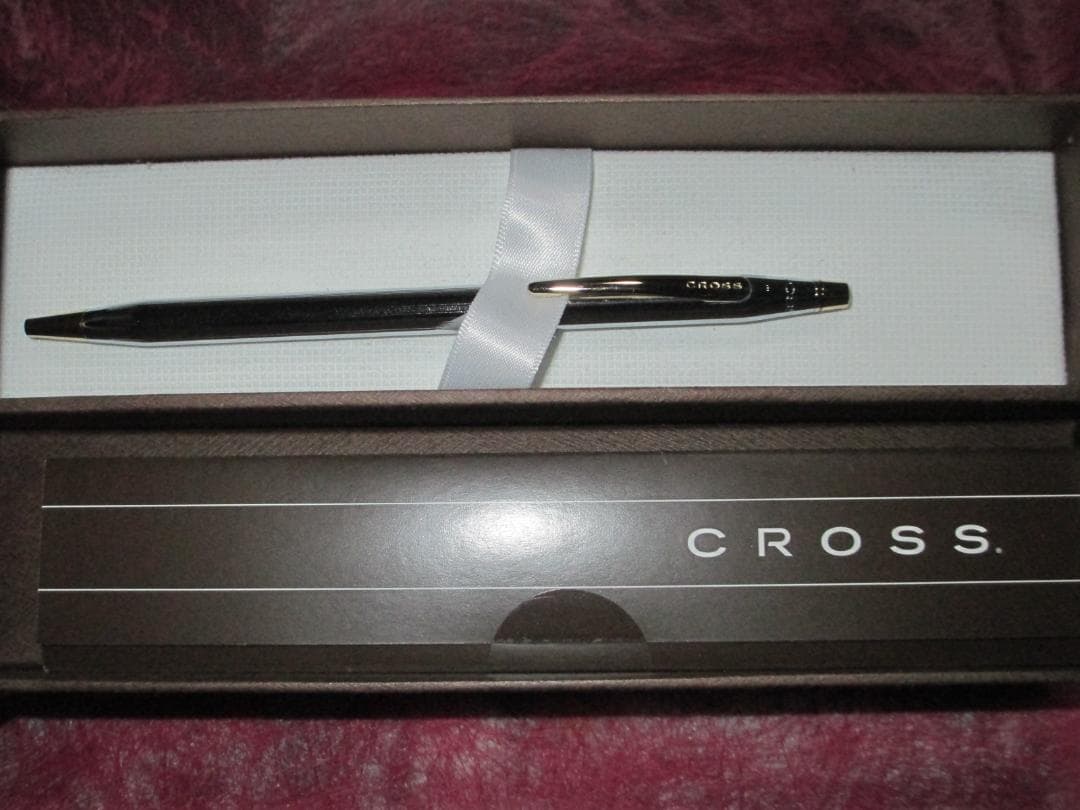 Cross Century Series 3302 Ballpoint Pen Gold or Silver Metal Made in USA — Japan Import