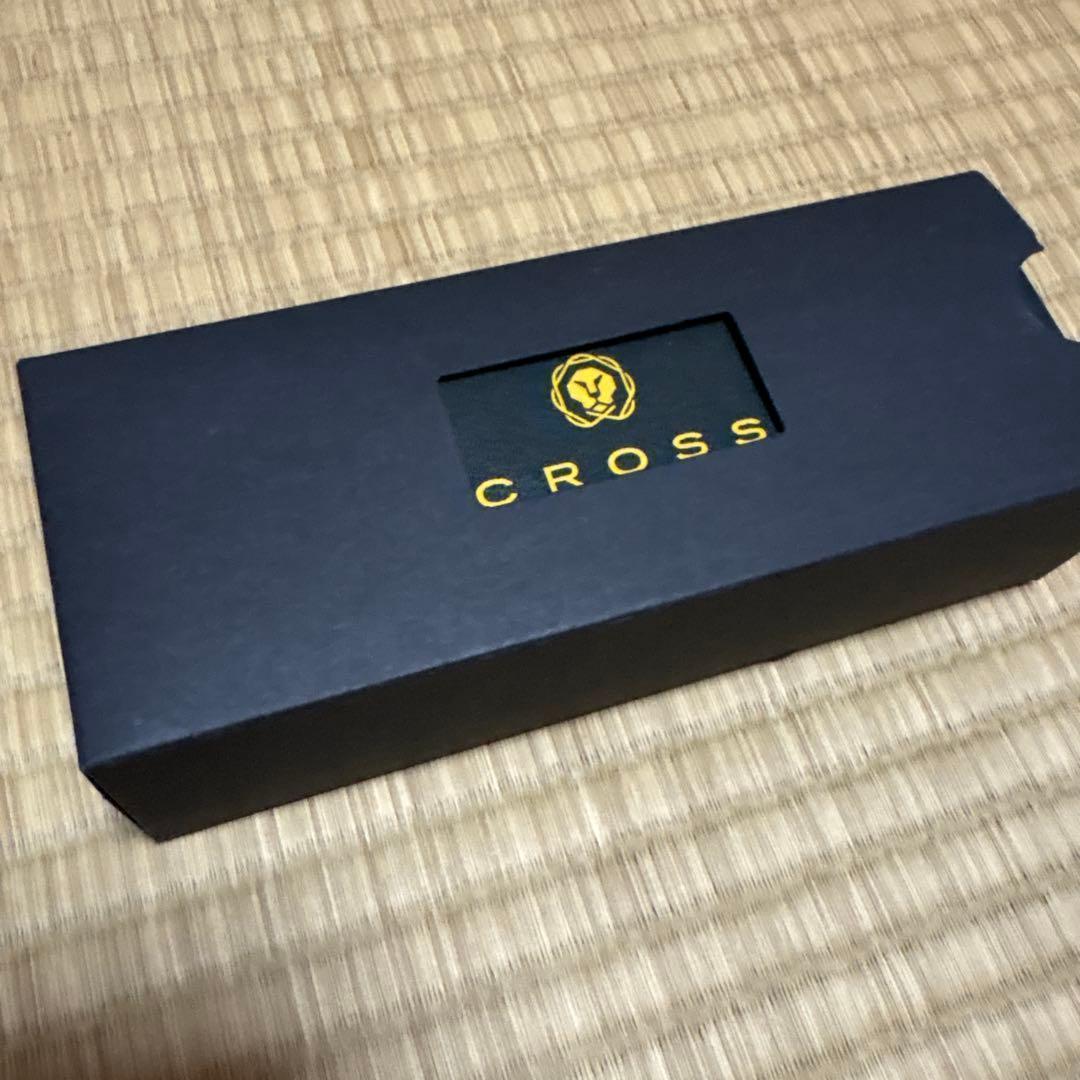 CROSS luxury pen with elegant design and dedicated case for business and everyday writing