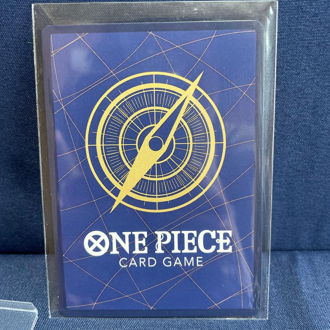 One Piece Trading Card Game Joraku Mihawk card ST03-005 C showing front design with white speck