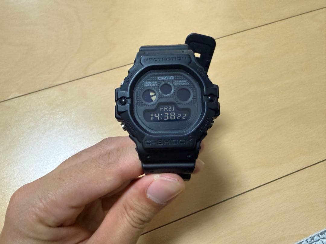 Casio G-Shock DW5900BB Model Digital Watch Black — Japan Import