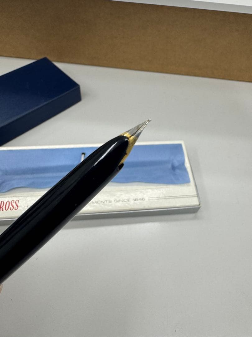 Cross Lustrous Chrome Pen