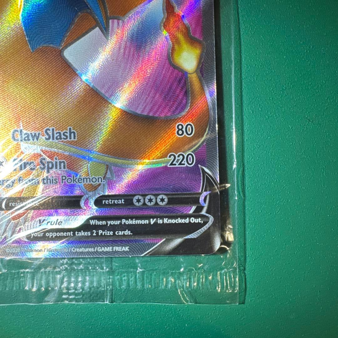 Unopened Charizard V promo trading card SWSH050 from the SWSH series, Japan import