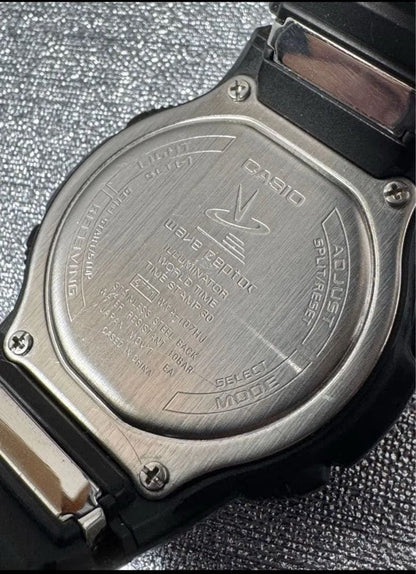 Casio Wave Ceptor WVA-107HJ-1AJF Radio-Controlled Watch Dive Design
