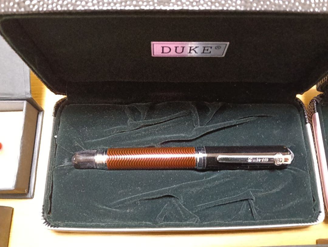 Duke Pen Set with Ballpoint Pen and Other Writing Instruments, 7 Pieces—Japan Import