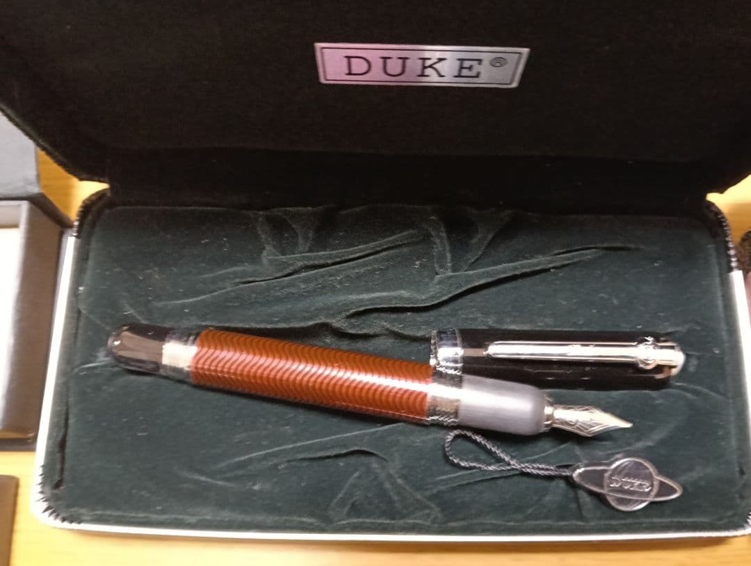 Duke Pen Set with Ballpoint Pen and Other Writing Instruments, 7 Pieces—Japan Import