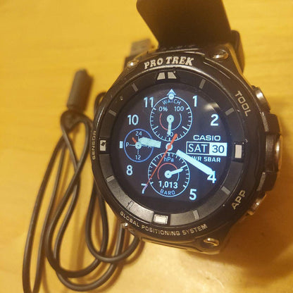 Casio PRO TREK Smartwatch with GPS and Charging Cable - Japan Import