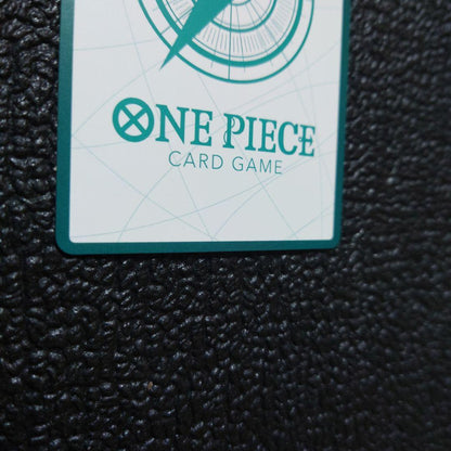 One Piece Carrot Don Super Parallel Gold collectible card unused with sleeve and padding, Japan import