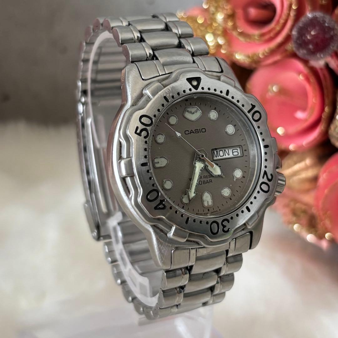 Casio Diver's 20BAR Men's Watch Quartz with Day and Date — Japan Import