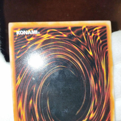 Yugioh Fairy's Gift trading card in good used condition with minor scratches