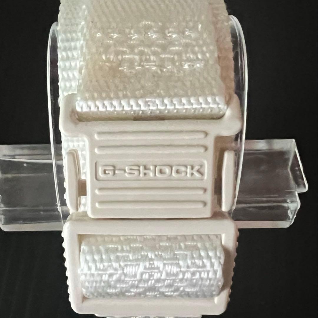 Casio G-Shock DW-8800AJ-7AT Model White and Silver Watch — Japan Import