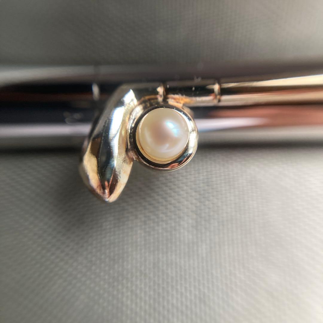 Mikimoto silver ballpoint pen with golf club motif and genuine pearl on clip imported from Japan