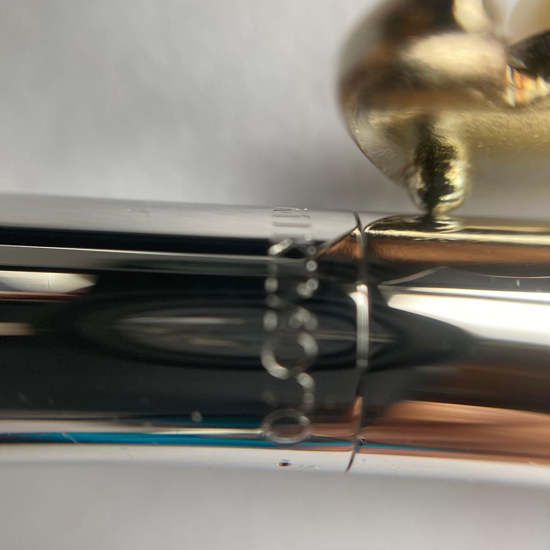 Mikimoto silver ballpoint pen with golf club motif and genuine pearl on clip imported from Japan