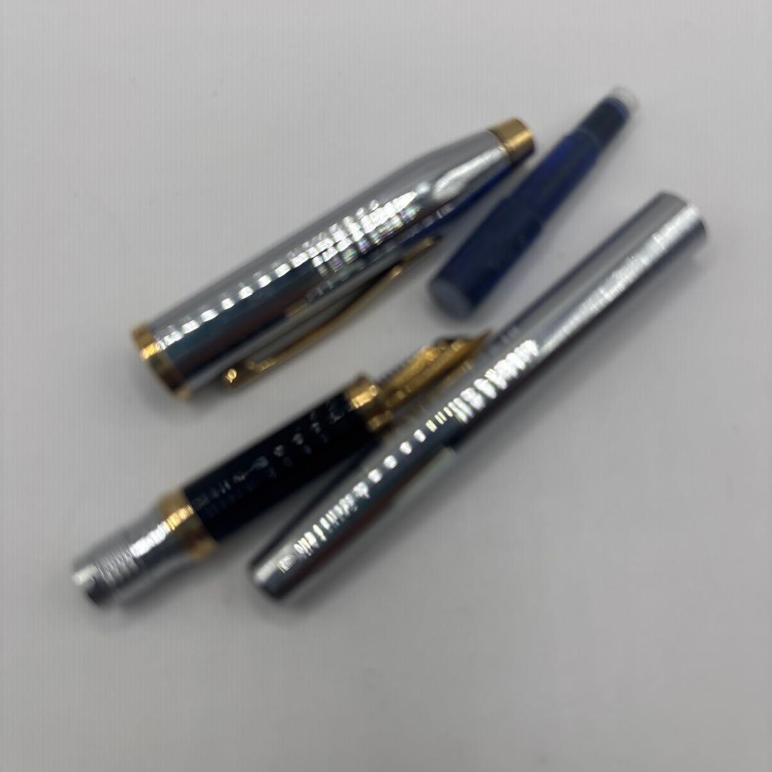 Cross Classic Century II Fountain Pen Medallist F Nib